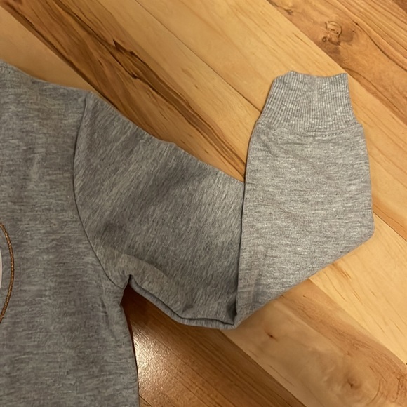Cat & Jack Heart Sweatshirt - Size 4T - Picture 3 of 10